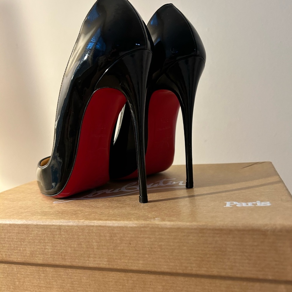 Christian Louboutin-So Kate 
120 mm Pumps - Patent calf leather - Black - Women - Picture 2 of 5